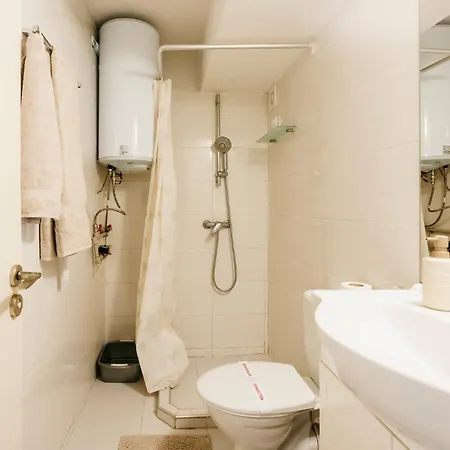 5 Minutes From The And The Center With Private Patio Lejlighed Burgas City